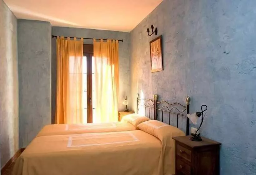 Aparthotel Rural 12 Caños