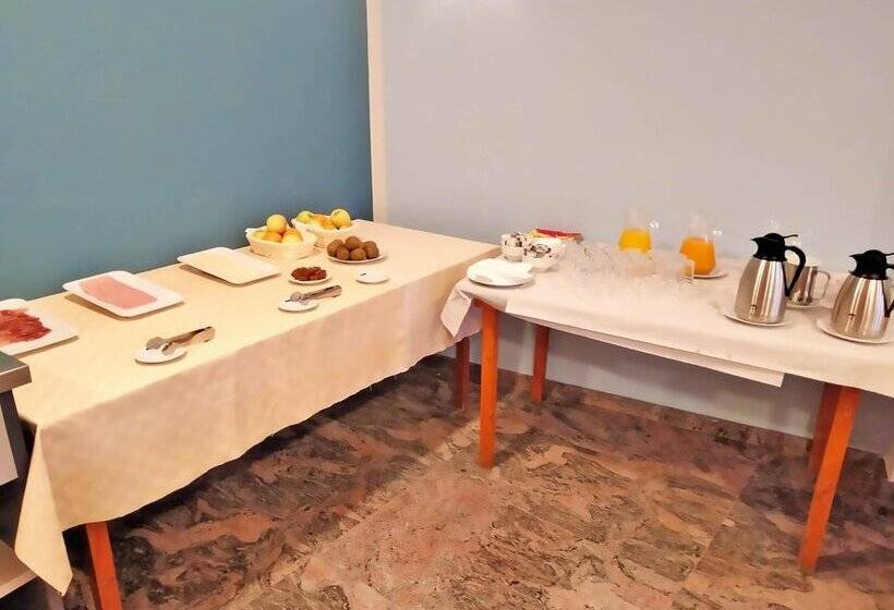 ホテル Acquamaris 3000