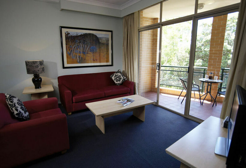 Отель Quality Apartments Camperdown