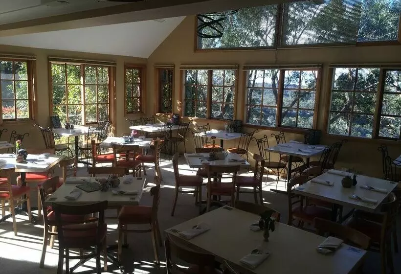 酒店 The Hideaway Retreat