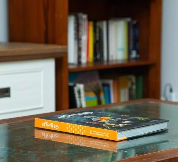 בית מלון כפרי Byron Lakeside Holiday Apartments