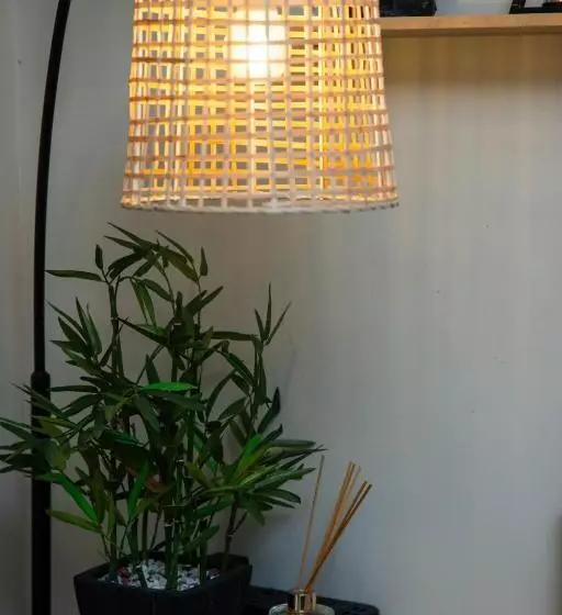 בית מלון כפרי Byron Lakeside Holiday Apartments