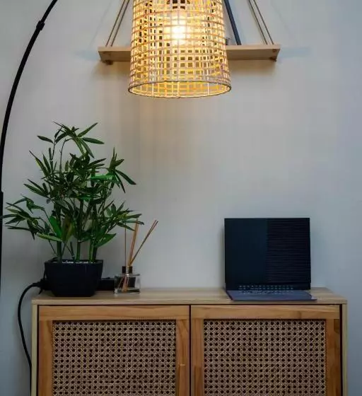 בית מלון כפרי Byron Lakeside Holiday Apartments