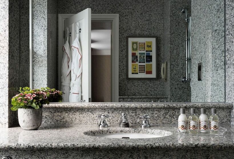 Charlotte Street Hotel, Firmdale Hotels