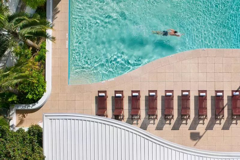 호텔 Crown Promenade Perth