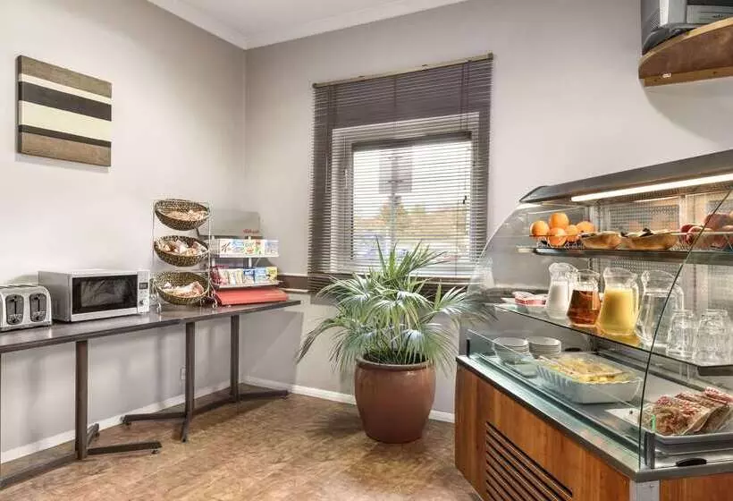 酒店 Days Inn By Wyndham Donington