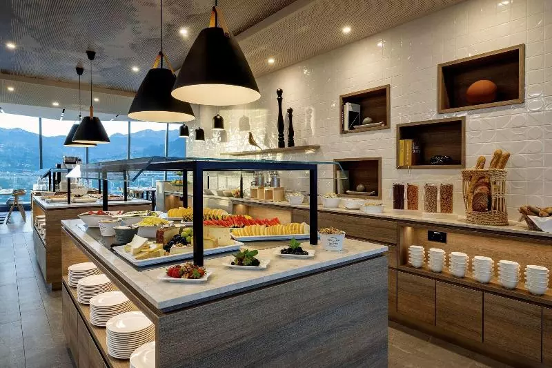 호텔 Four Points By Sheraton Panoramahaus Dornbirn