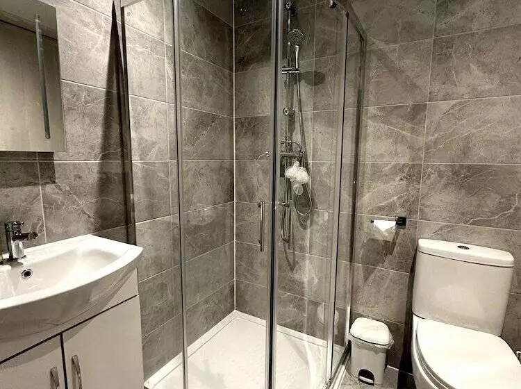 酒店 Gainsborough Lodge