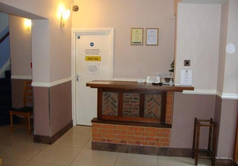 ホテル Gainsborough Lodge