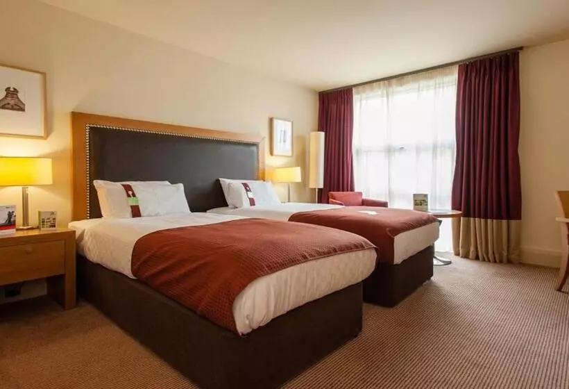 هتل Holiday Inn Dumfries, An Ihg