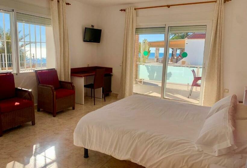 Hospedium Hotel Continental