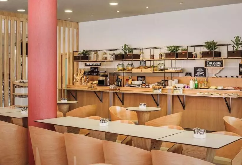 هتل Ibis Malaga Centro Ciudad