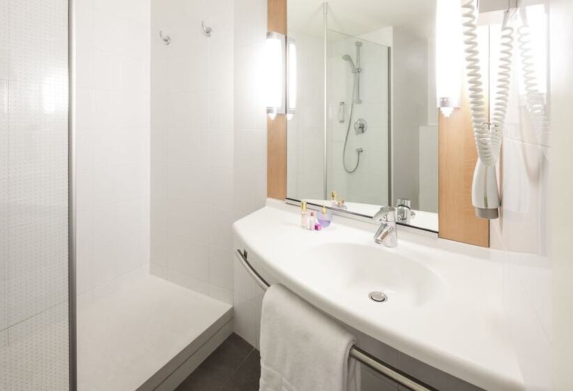 هتل Ibis Malaga Centro Ciudad