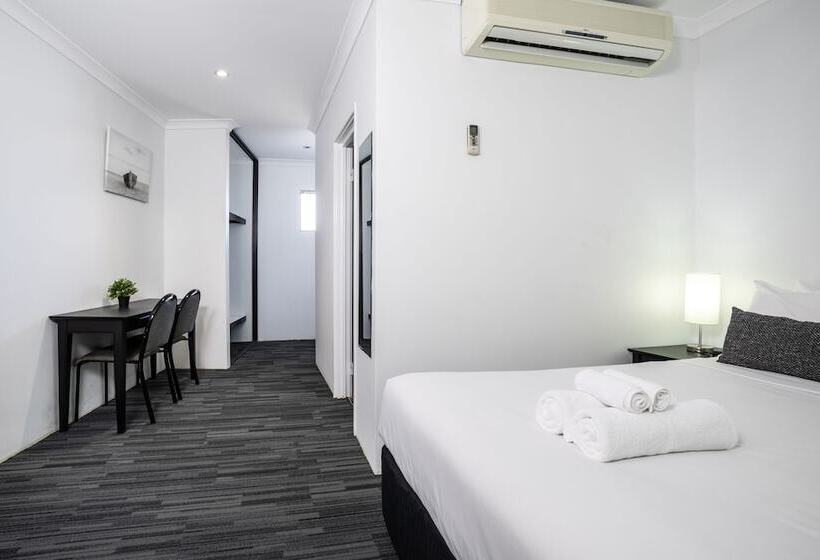 Отель Joondalup City