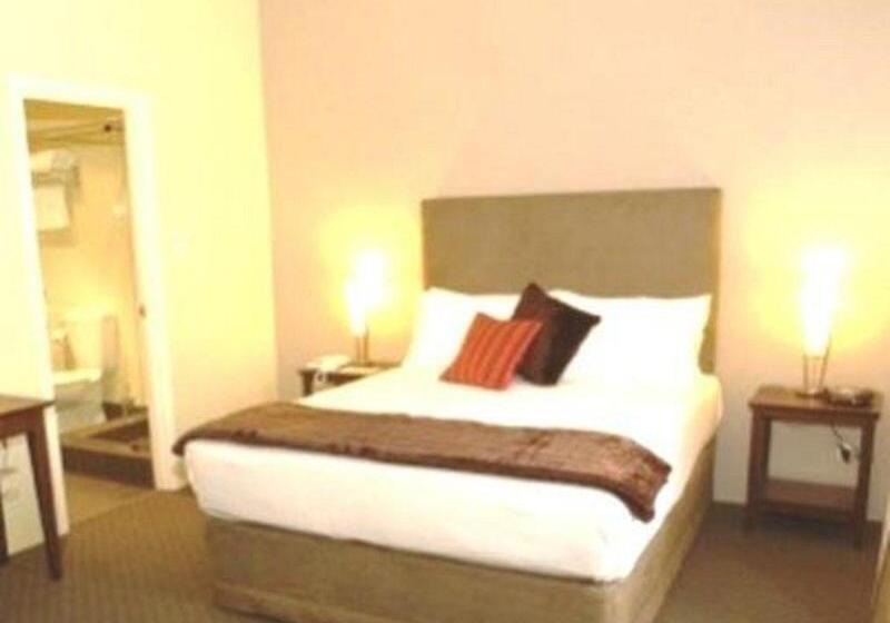 Отель Joondalup City