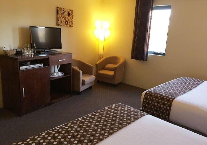 Отель Joondalup City