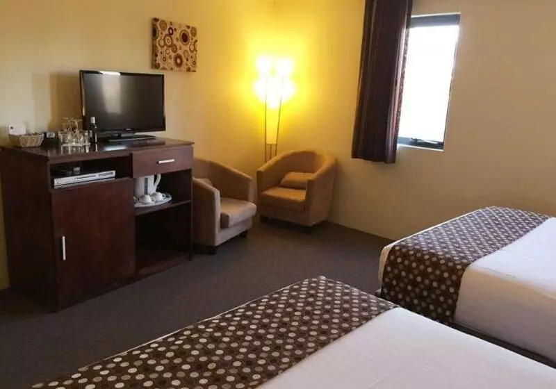 Отель Joondalup City