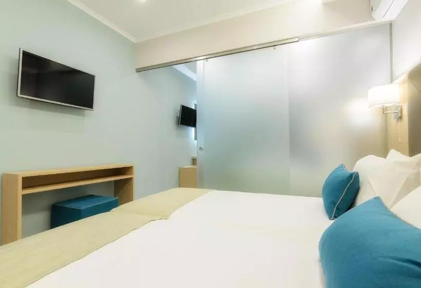 هتل Karras Grande Resort