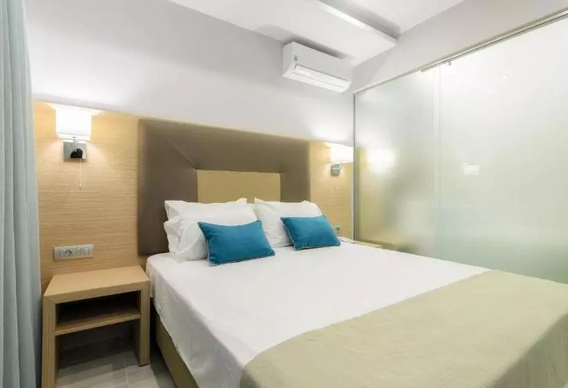 هتل Karras Grande Resort