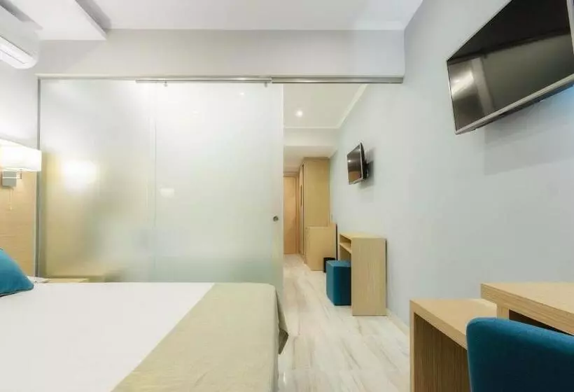 هتل Karras Grande Resort