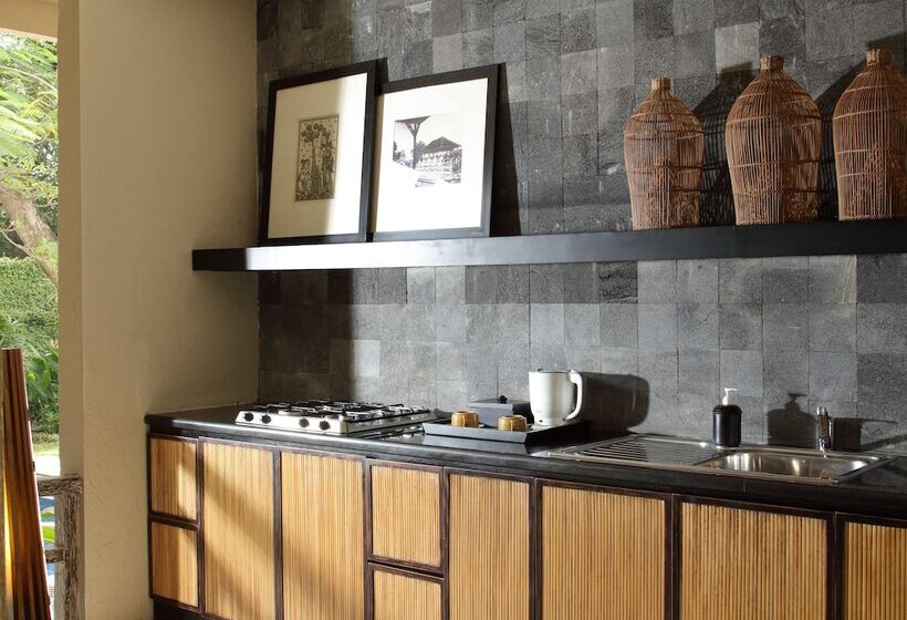 ホテル Kayumanis Sanur Private Villa & Spa