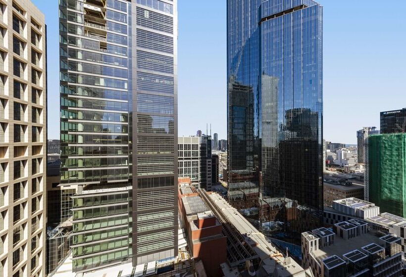 فندق Oaks Melbourne On Collins Suites