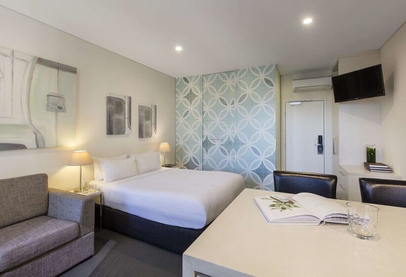 فندق Oaks Melbourne On Collins Suites
