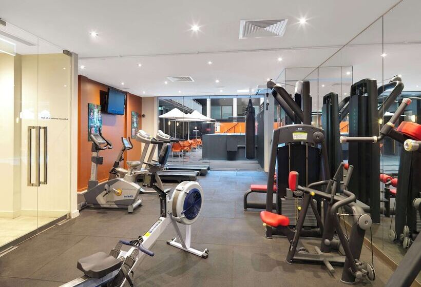 فندق Oaks Melbourne On Collins Suites