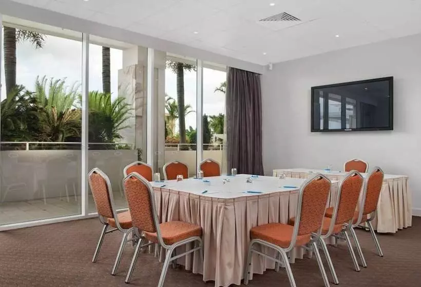 ホテル Pelican Waters Golf Resort