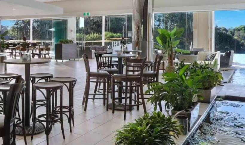 ホテル Pelican Waters Golf Resort