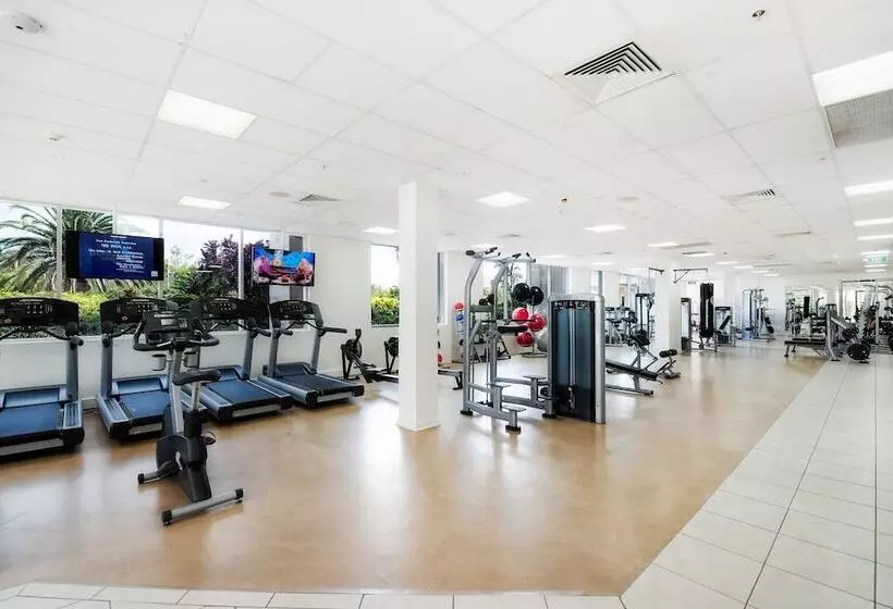 ホテル Pelican Waters Golf Resort