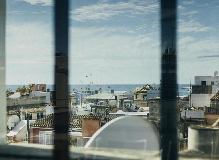 Petit Palace Hotel Tres