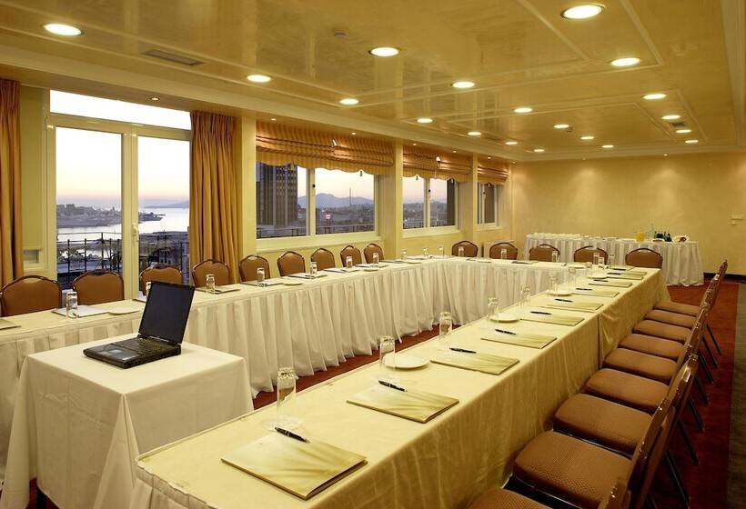 Hotel Piraeus Theoxenia