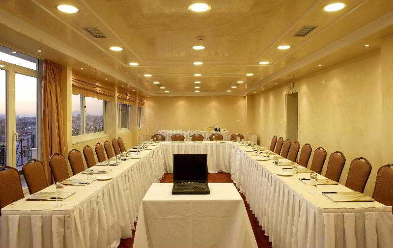 Hotel Piraeus Theoxenia