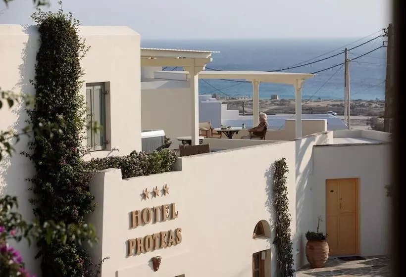 Proteas Hotel & Suites