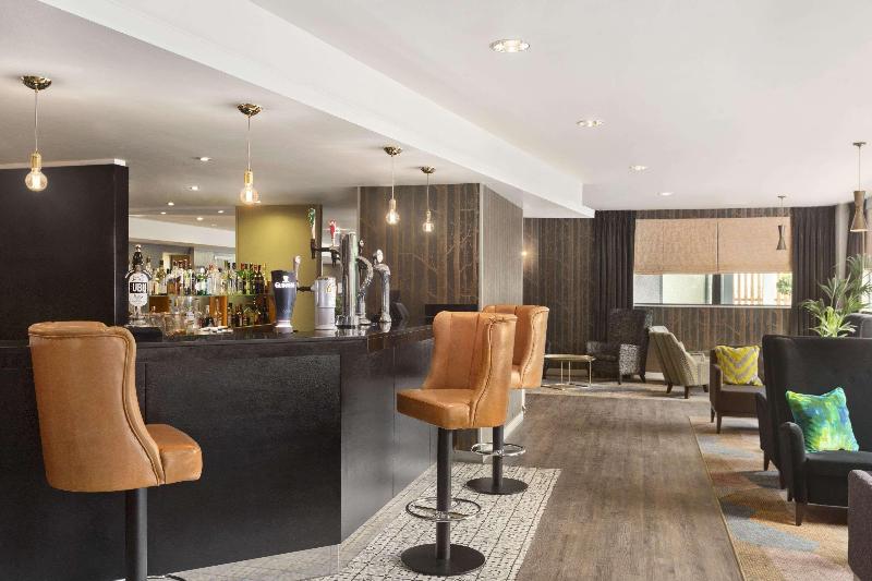 Ramada Hotel & Suites By Wyndham Coventry