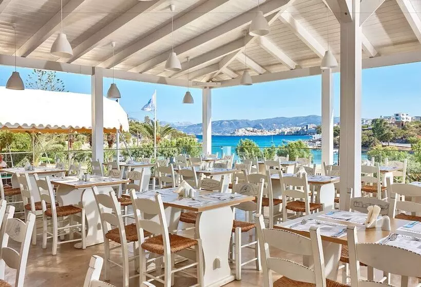 בית מלון כפרי Vasia Ormos