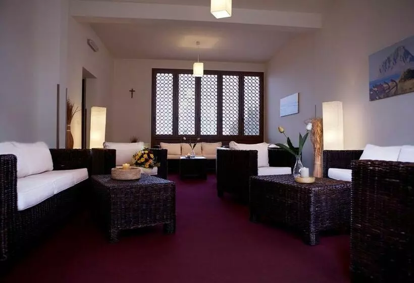 Отель Villa Sant'Andrea