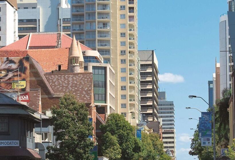 Oaks Brisbane Lexicon Suites