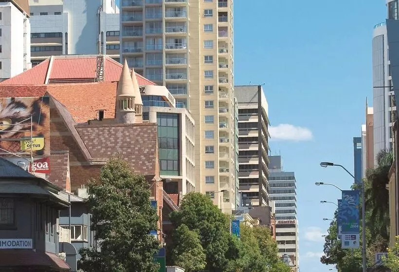 Oaks Brisbane Lexicon Suites