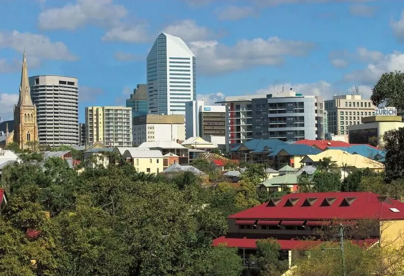 Oaks Brisbane Lexicon Suites