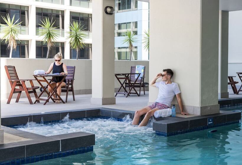 Oaks Brisbane Lexicon Suites