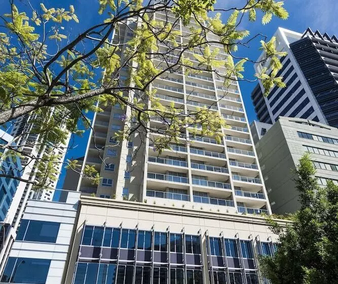 Oaks Brisbane Lexicon Suites