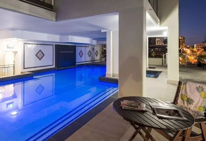 Oaks Brisbane Lexicon Suites