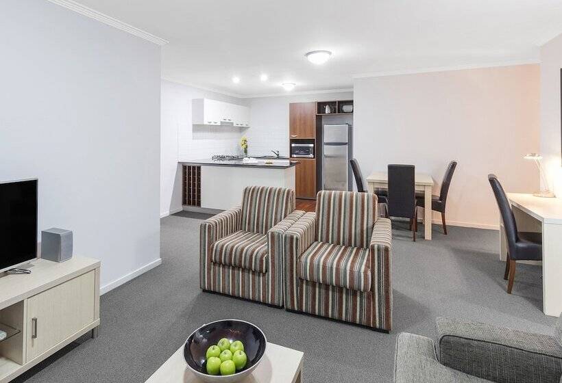 Oaks Brisbane Lexicon Suites