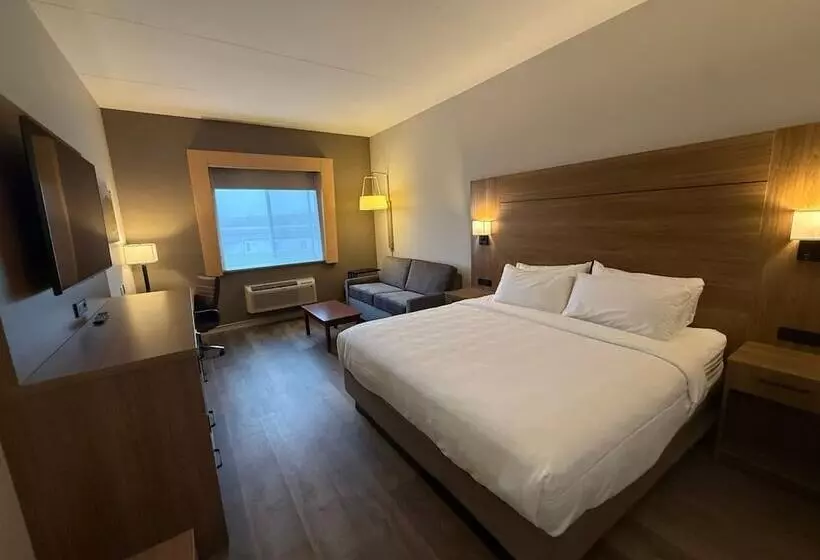 Holiday Inn Express Hotel & Suites 1000 Islands   Gananoque, An Ihg
