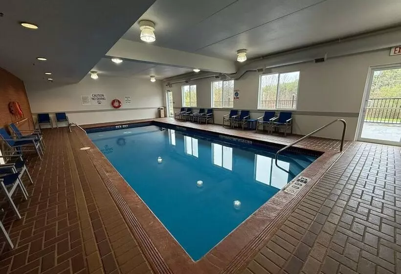Holiday Inn Express Hotel & Suites 1000 Islands   Gananoque, An Ihg