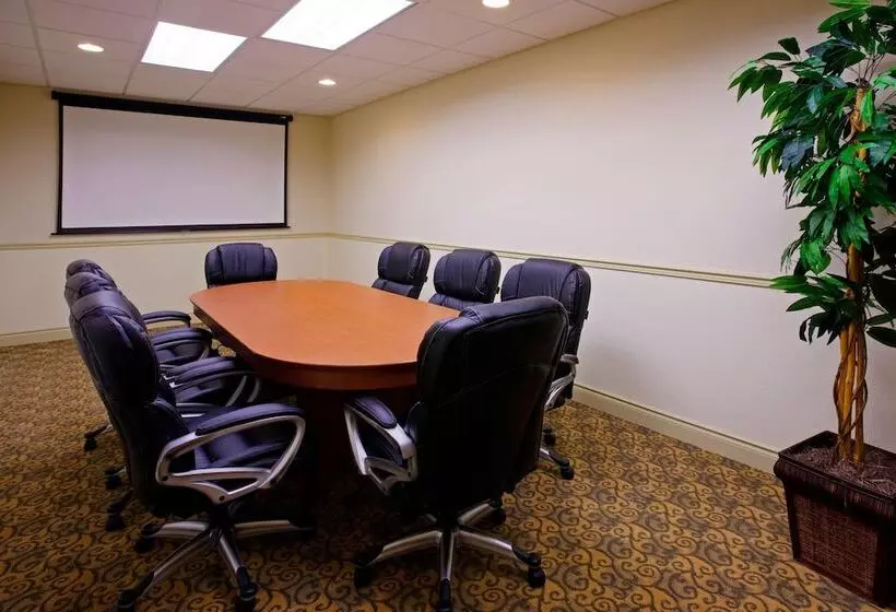 Holiday Inn Express Hotel & Suites 1000 Islands   Gananoque, An Ihg