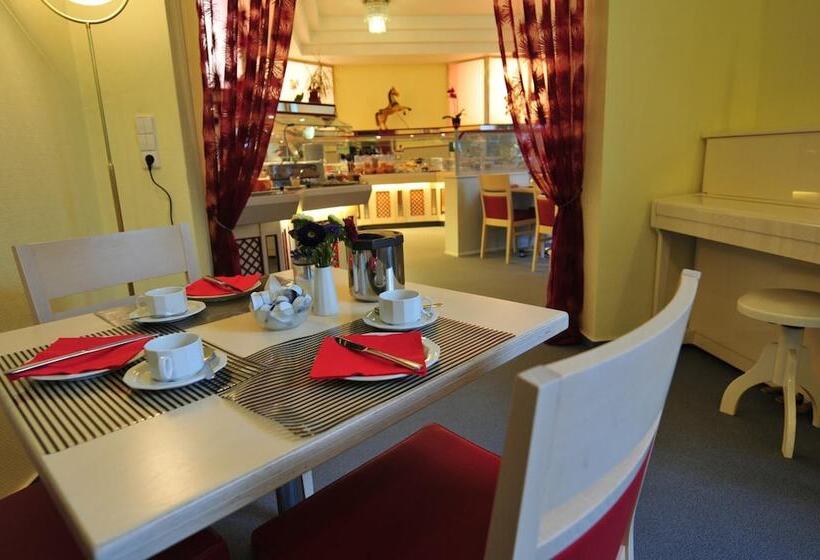 Szálloda Ambassador Thecontinents