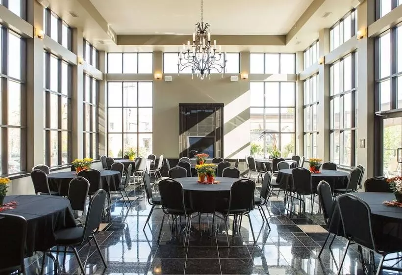 酒店 Best Western Plus Perth Parkside Inn & Spa